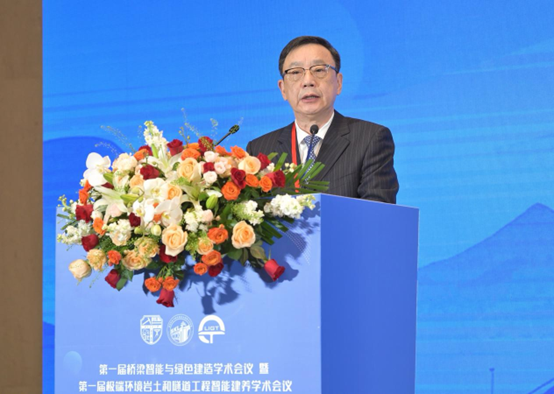 四川省政協副主(zhu)席楊丹緻辭